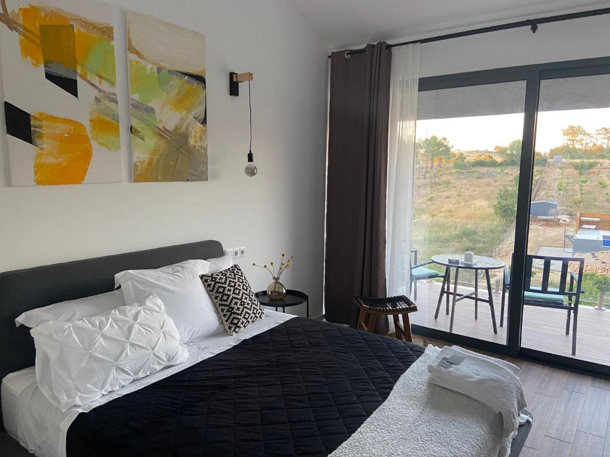 Zambujal Suites Σεσίμπρα Εξωτερικό φωτογραφία