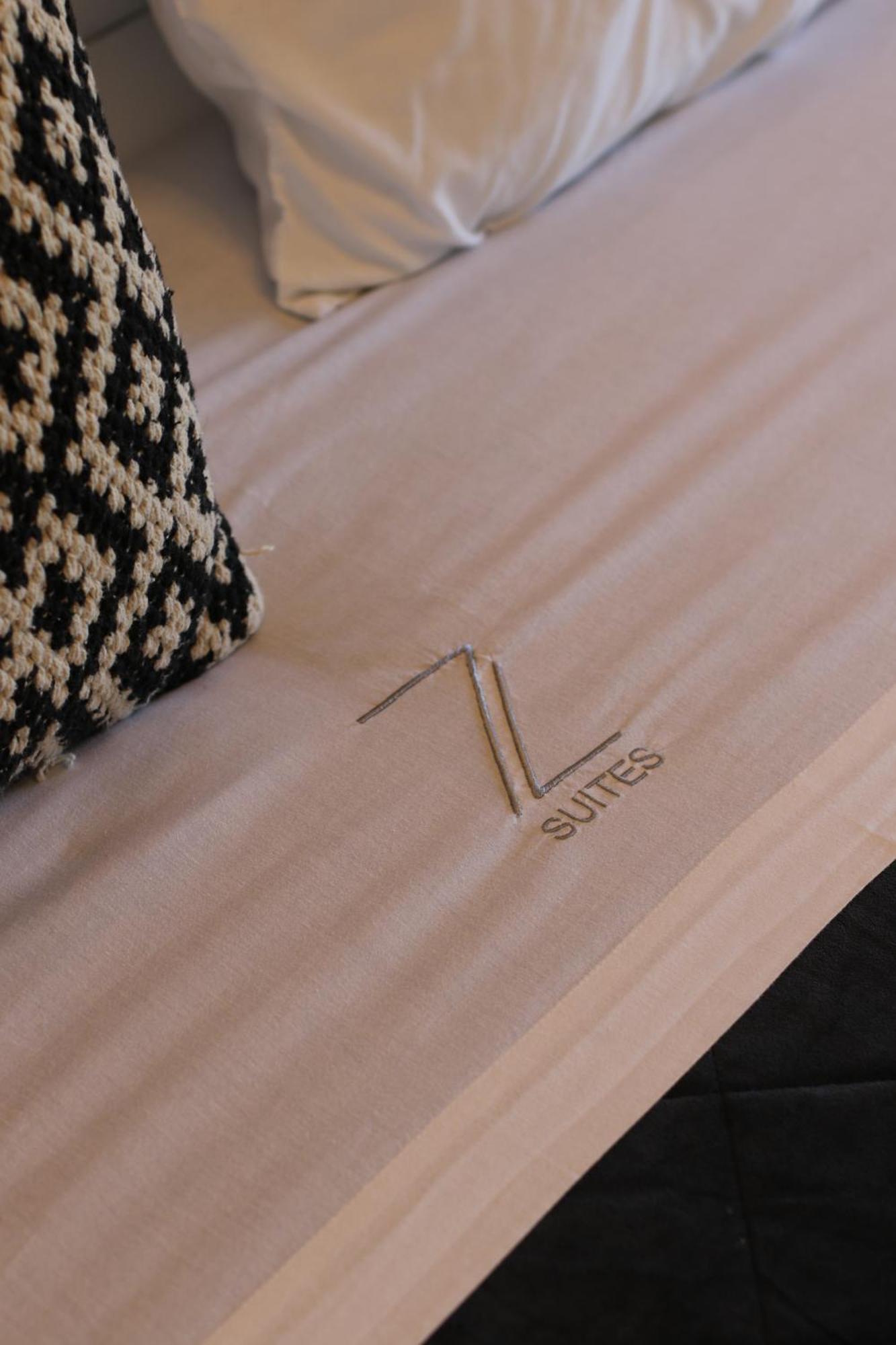 Zambujal Suites Σεσίμπρα Εξωτερικό φωτογραφία
