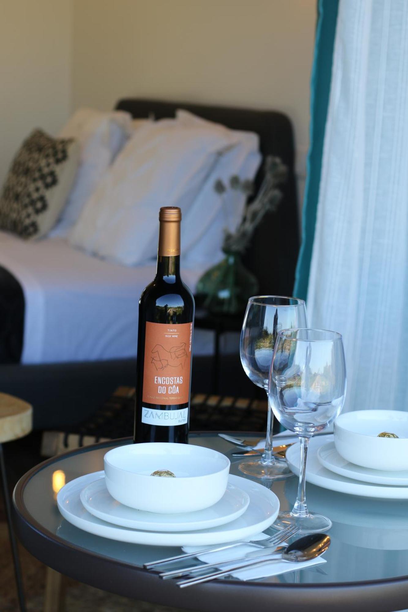 Zambujal Suites Σεσίμπρα Εξωτερικό φωτογραφία