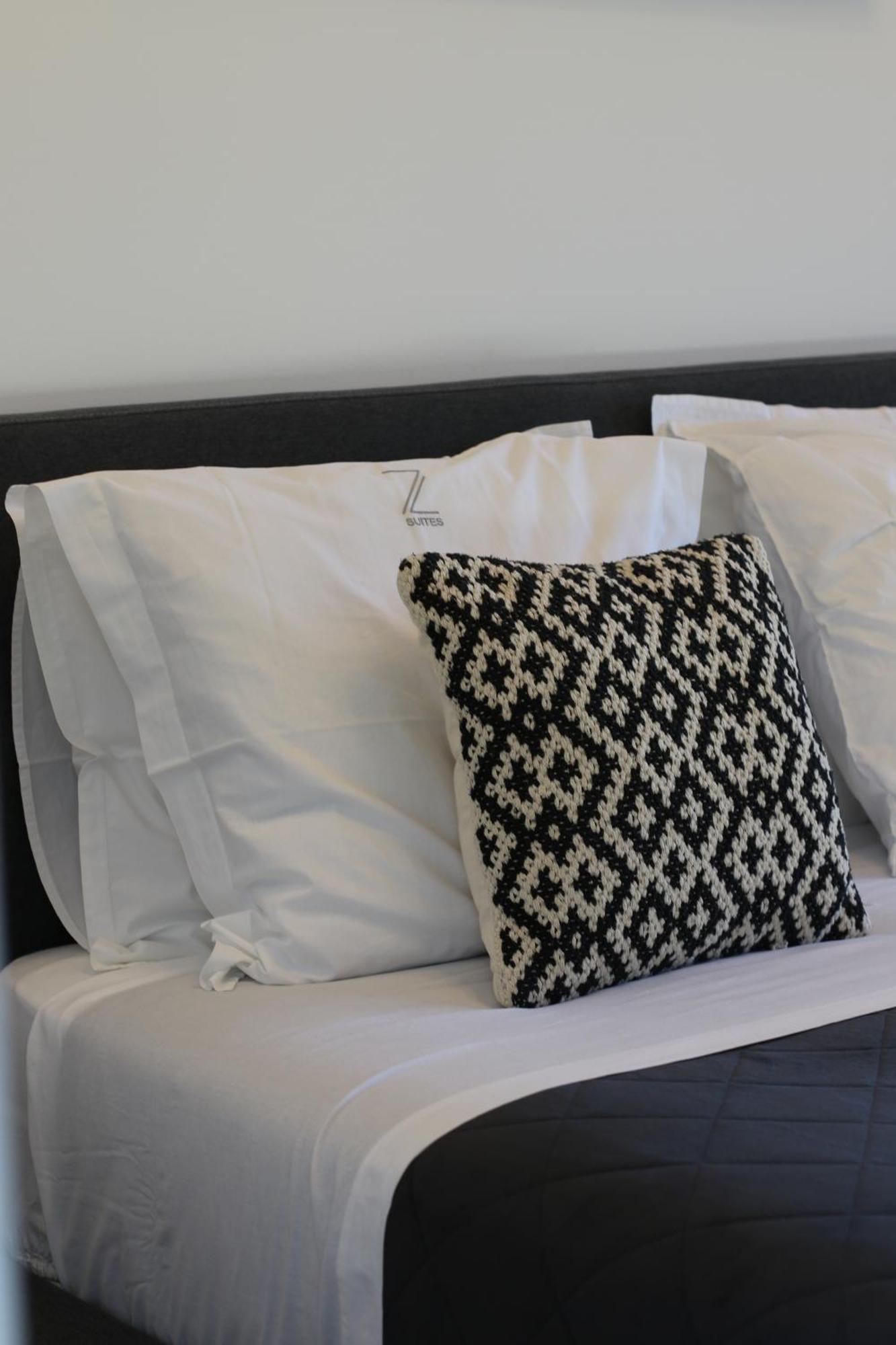 Zambujal Suites Σεσίμπρα Εξωτερικό φωτογραφία